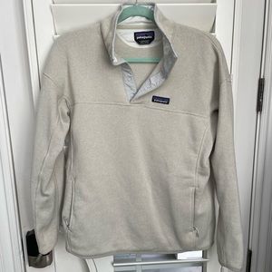 Patagonia sweater/sweatshirt